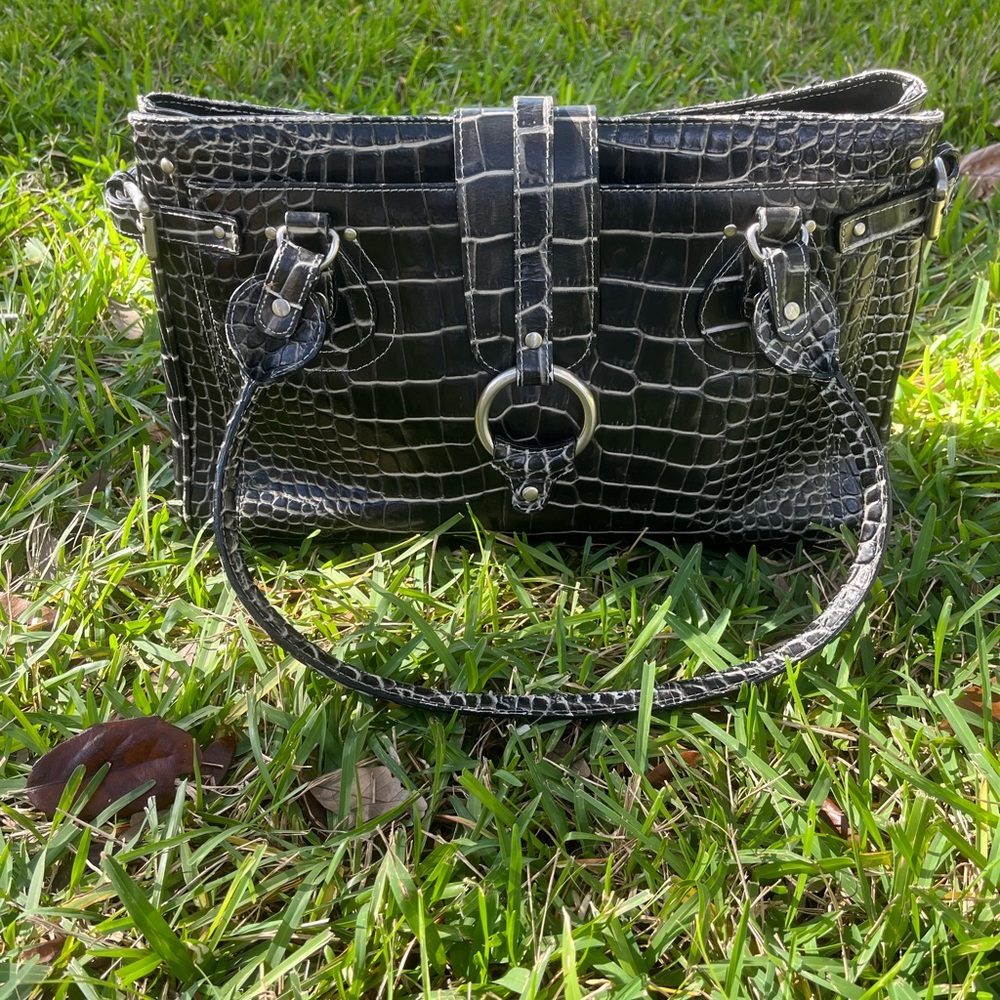 Charlie Lapson Shoulder Bag